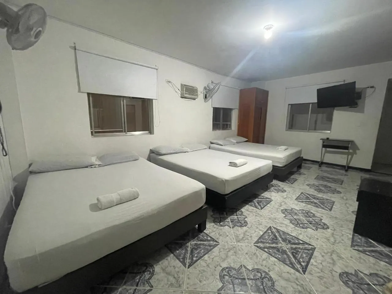 Hotel Villa Real Medellin 3*,