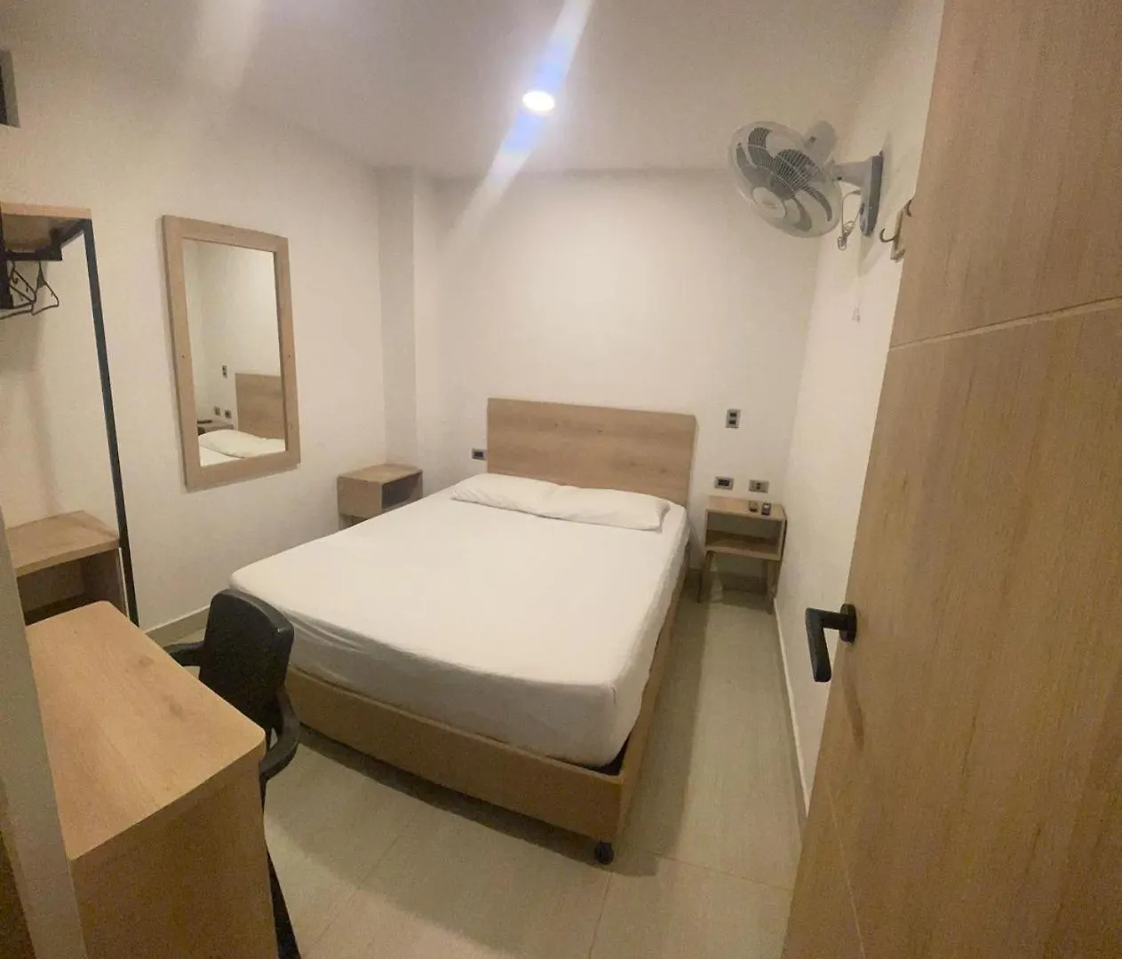 Hotel Villa Real Medellin 3*,  Colombia